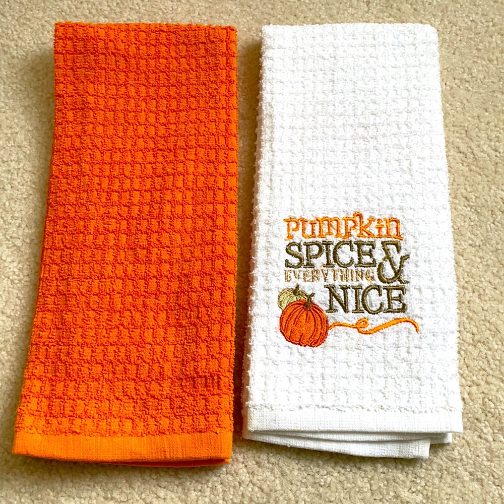 Fall Themed Kitchen Tea Towels 🎃